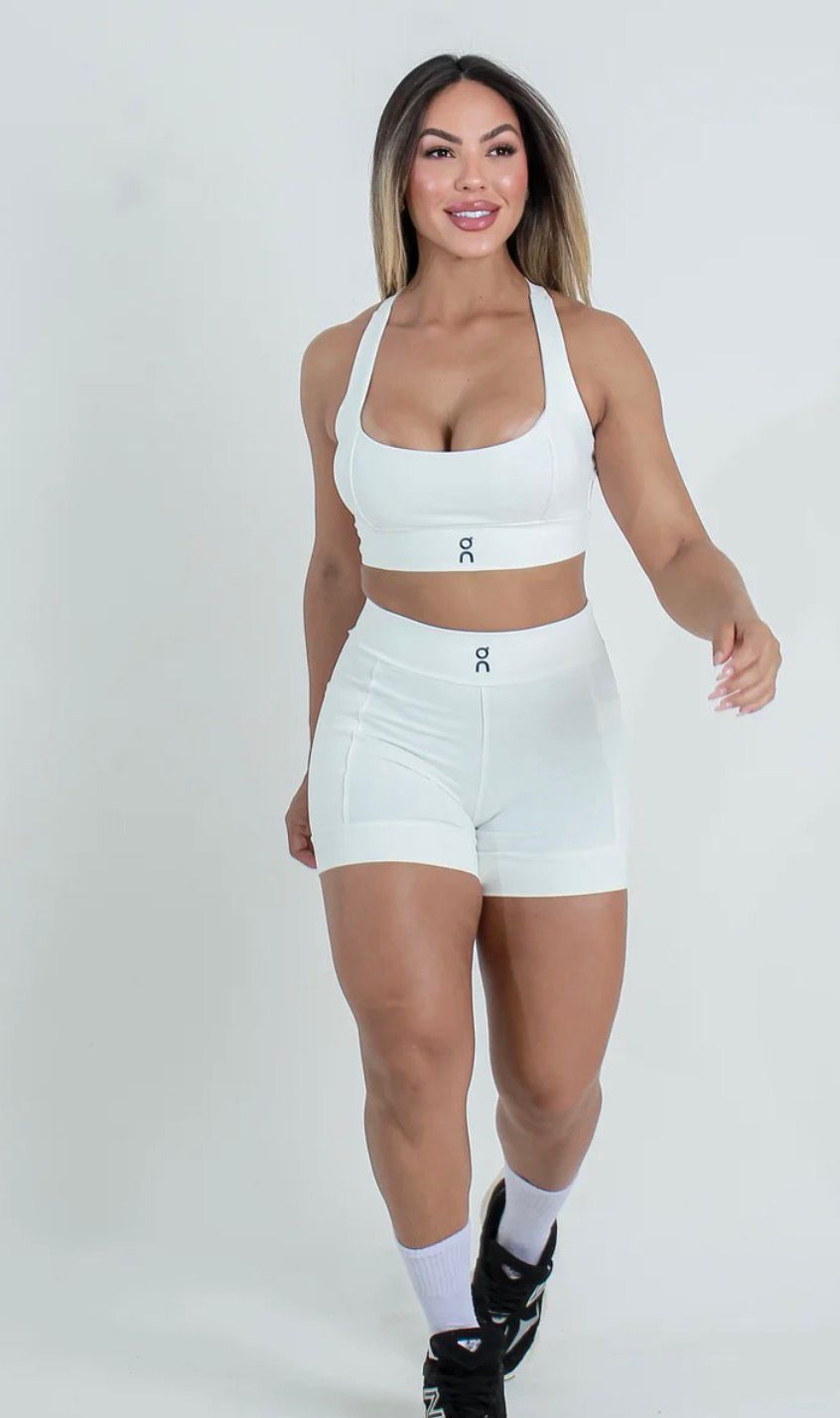 Conjunto Corredora Off-white